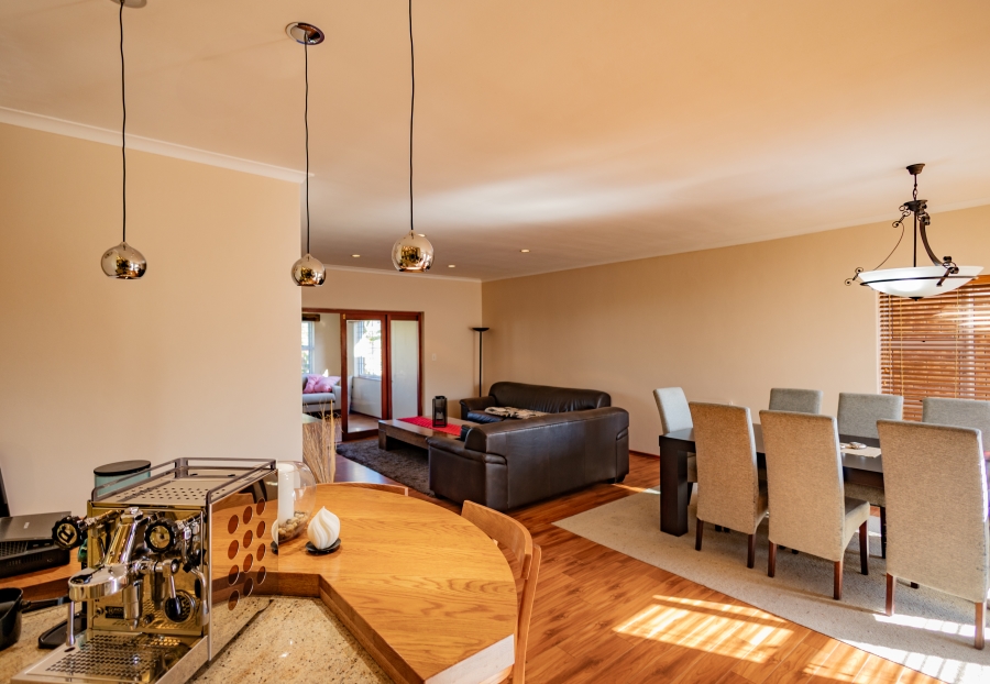 3 Bedroom Property for Sale in Kenridge Western Cape